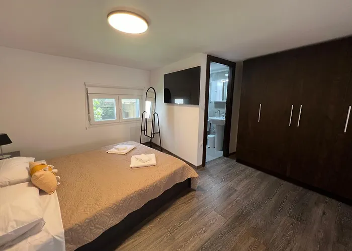 Elegant Loft 1
